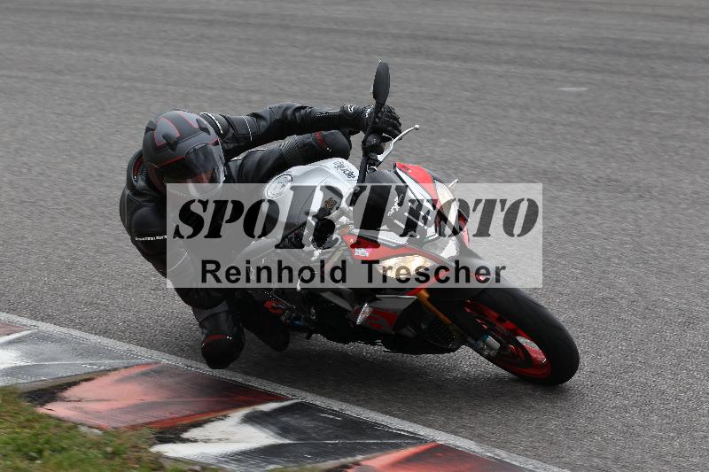 Archiv-2022/13 25.04.2022 Plüss Moto Sport ADR/Freies Fahren/96